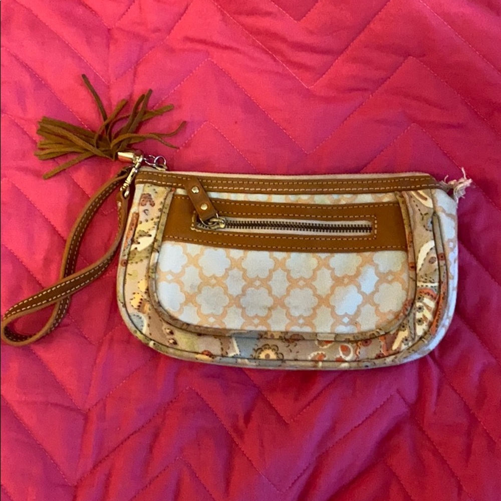 Dana cute wristlet